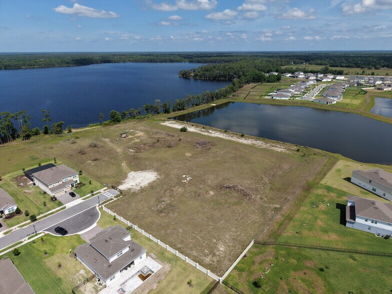 4831 Marina Drive row, Orlando, FL à vendre - Photo du bâtiment - Image 3 de 14