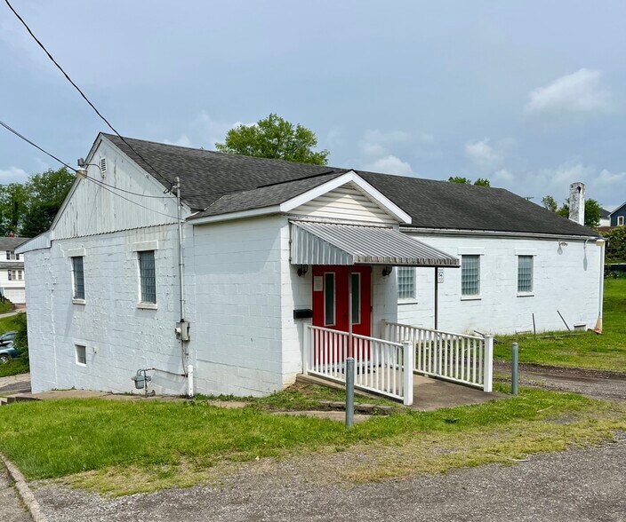 365 Central Ct, Steubenville, OH à louer - Photo principale - Image 1 de 18