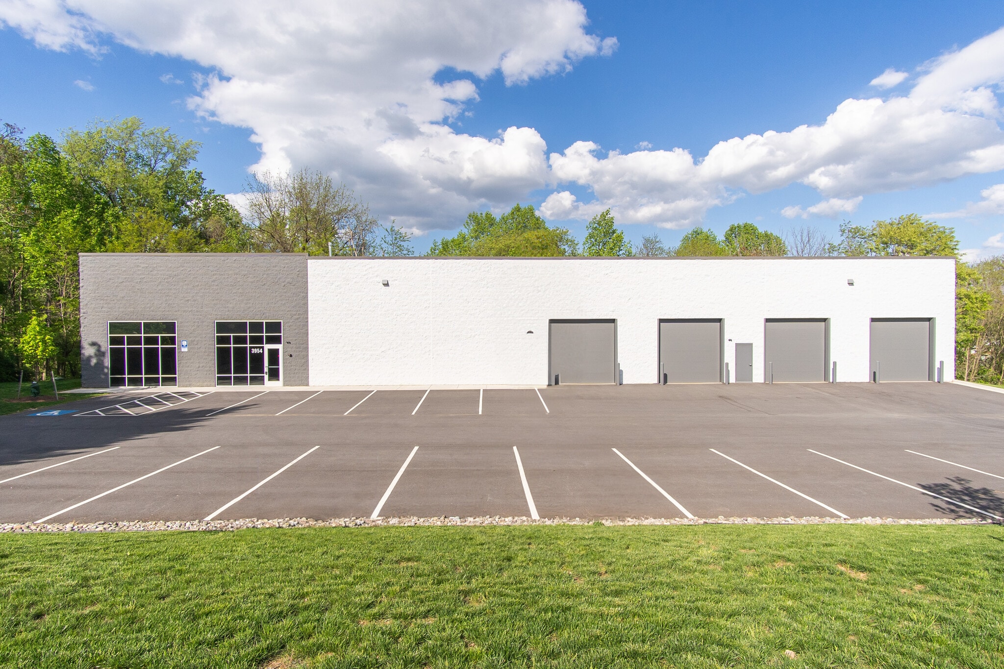 3954 Dartmouth Ct, Frederick, MD for lease Building Photo- Image 1 of 4