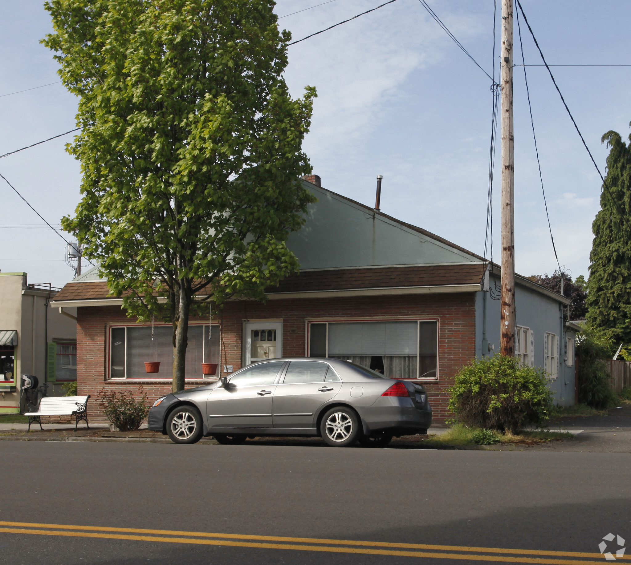 540 Portland Ave, Gladstone, OR for lease Building Photo- Image 1 of 3