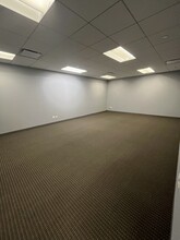 190 S La Salle St, Chicago, IL for lease Building Photo- Image 1 of 3