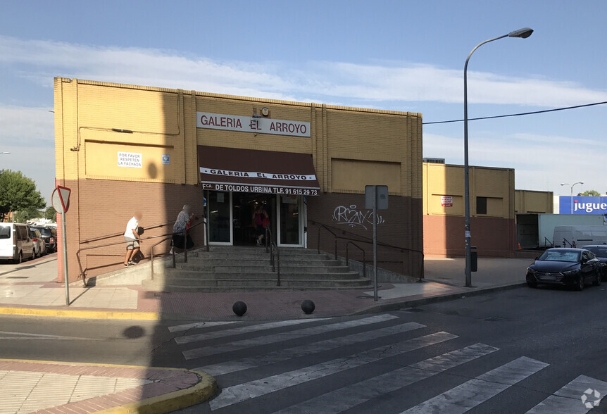 Calle De La Comunidad De Madrid, 1, Fuenlabrada, Madrid à vendre - Photo du bâtiment - Image 1 de 2