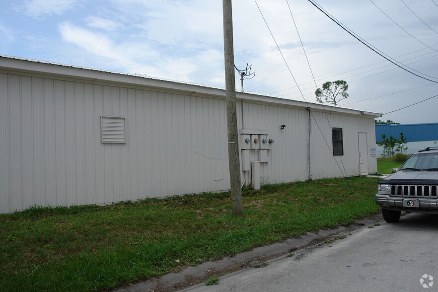 3337 SW 42nd Ave, Palm City, FL à vendre - Photo principale - Image 1 de 2