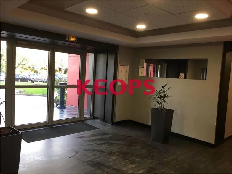 232 Rue De La Découverte, Labège à louer - Hall d’entrée - Image 3 de 13