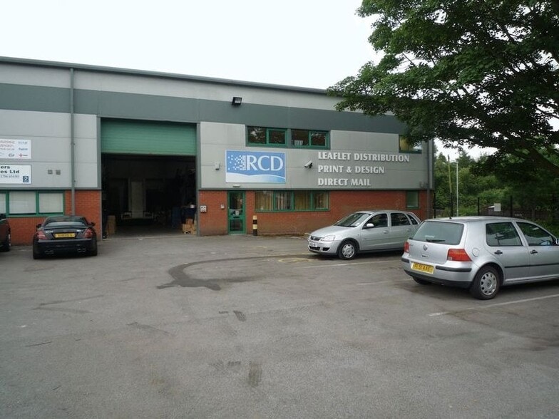 Buckley Rd, Oldham for lease - Building Photo - Image 1 of 1