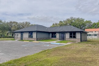 Plus de détails pour 490 SE 3rd Ave, Lake Butler, FL - Bureau à louer