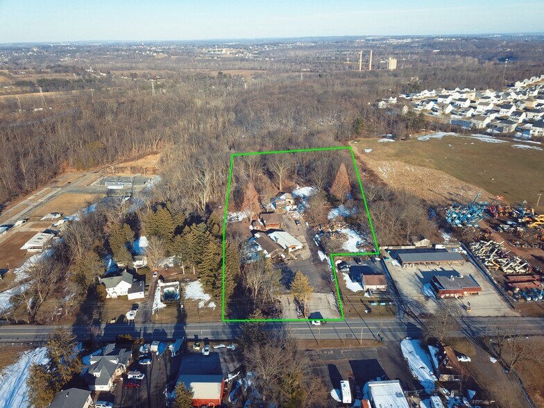 636-639 Schuylkill Rd, Phoenixville, PA for sale - Building Photo - Image 1 of 11