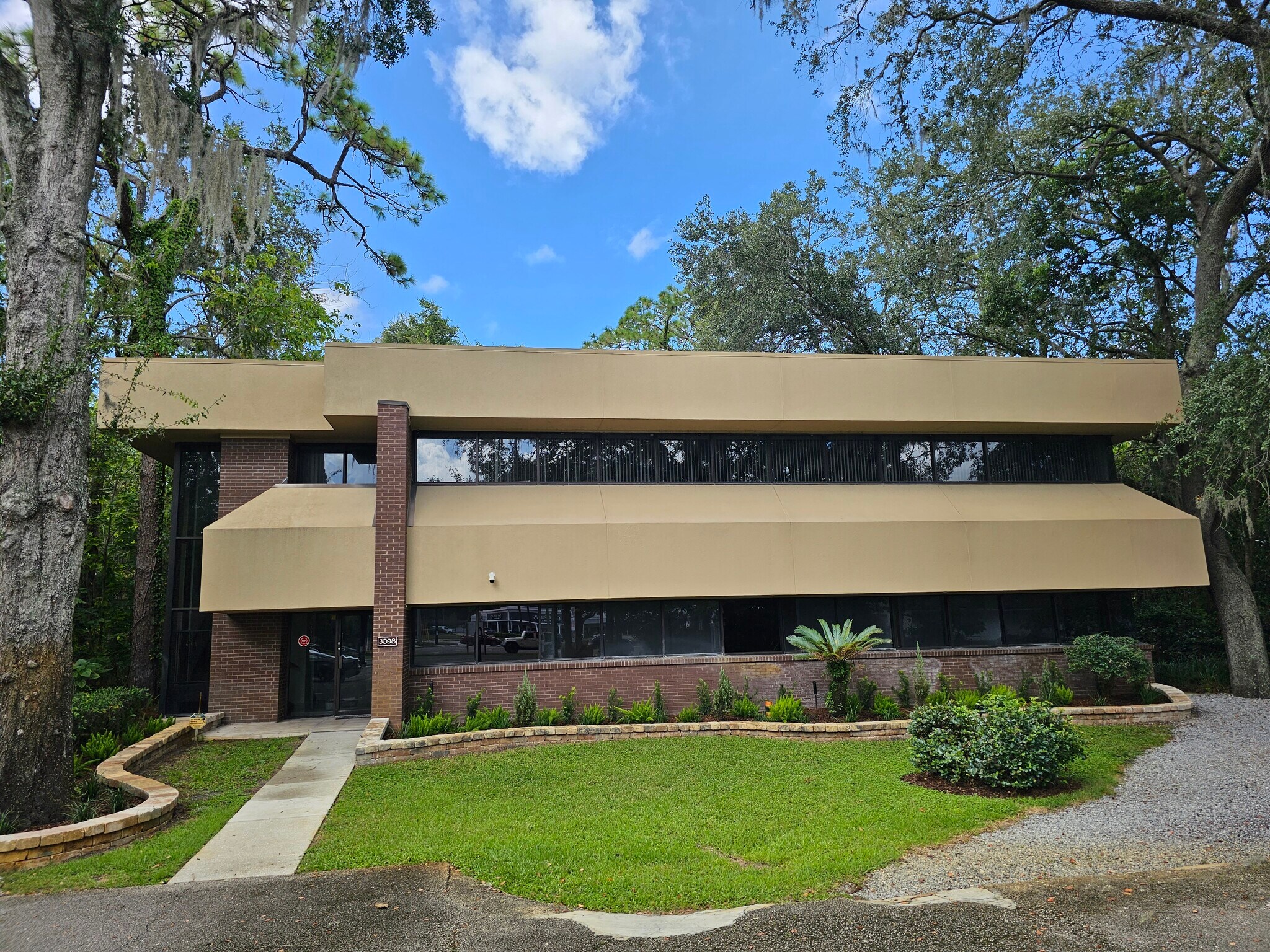 3098 W Lake Mary Blvd, Lake Mary, FL à louer Photo du bâtiment- Image 1 de 16