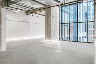 591 Yonge St, Toronto, ON for lease Interior Photo- Image 2 of 11