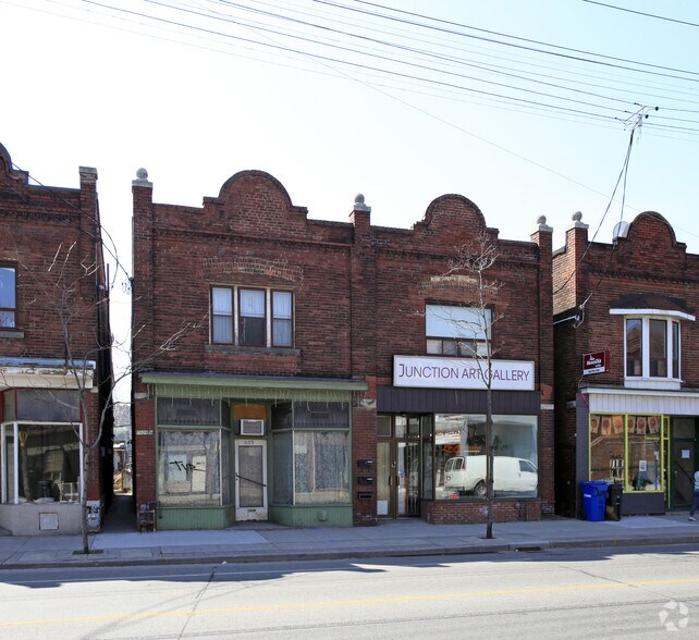 1609 Dupont St, Toronto, ON à vendre - Photo principale - Image 1 de 1