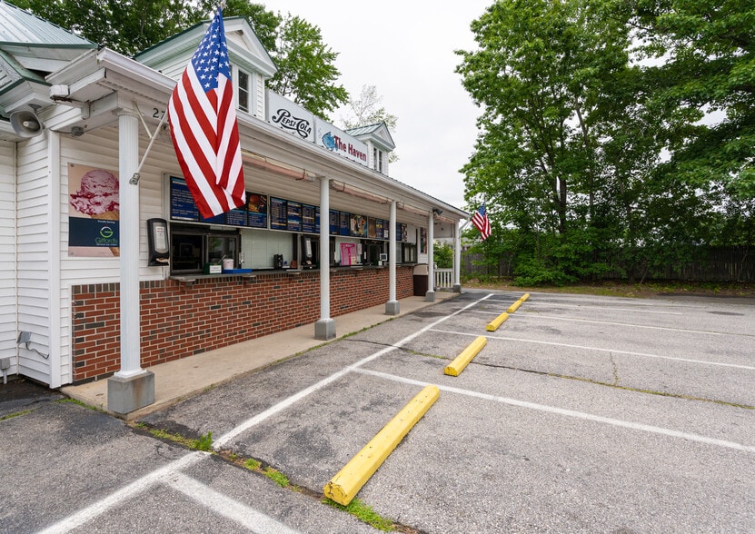 272 Calef Hwy, Epping, NH for sale - Building Photo - Image 3 of 14