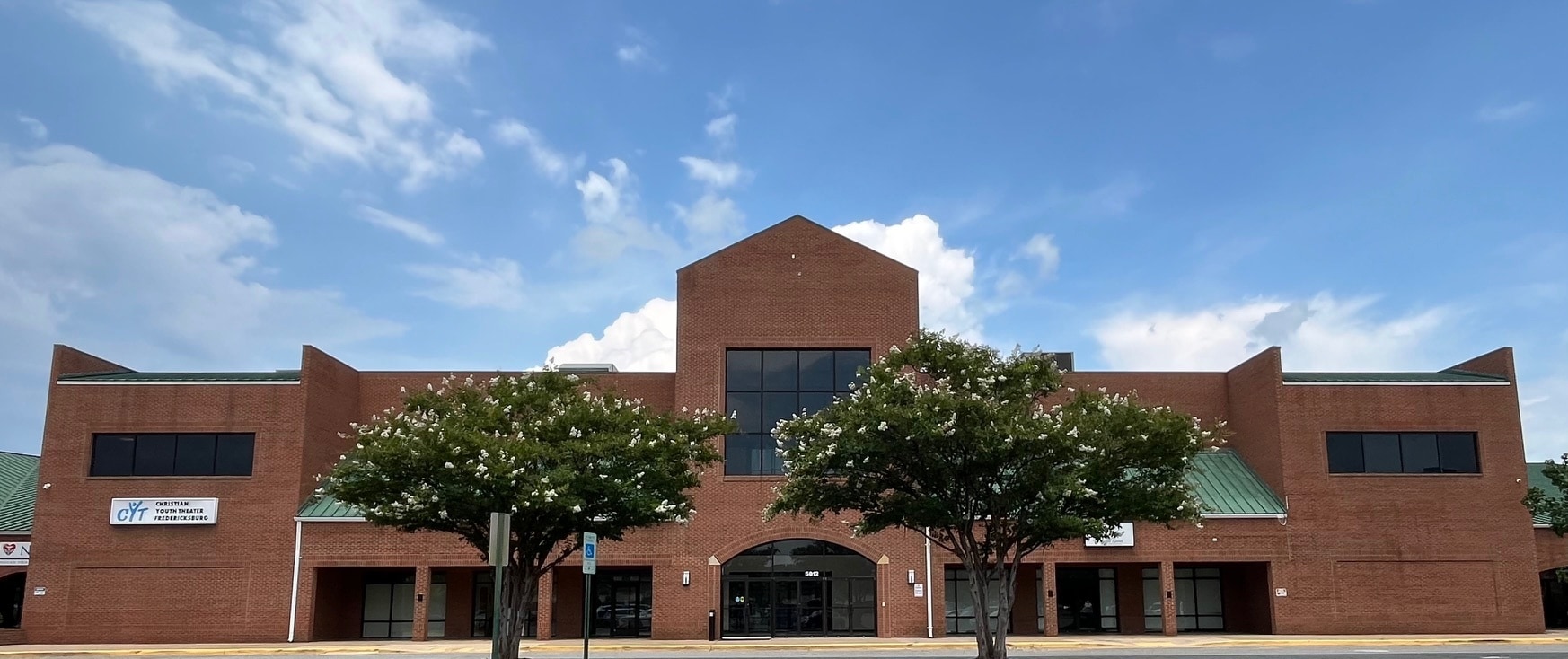 4800-5132 Southpoint Pky, Fredericksburg, VA à louer Photo du bâtiment- Image 1 de 26