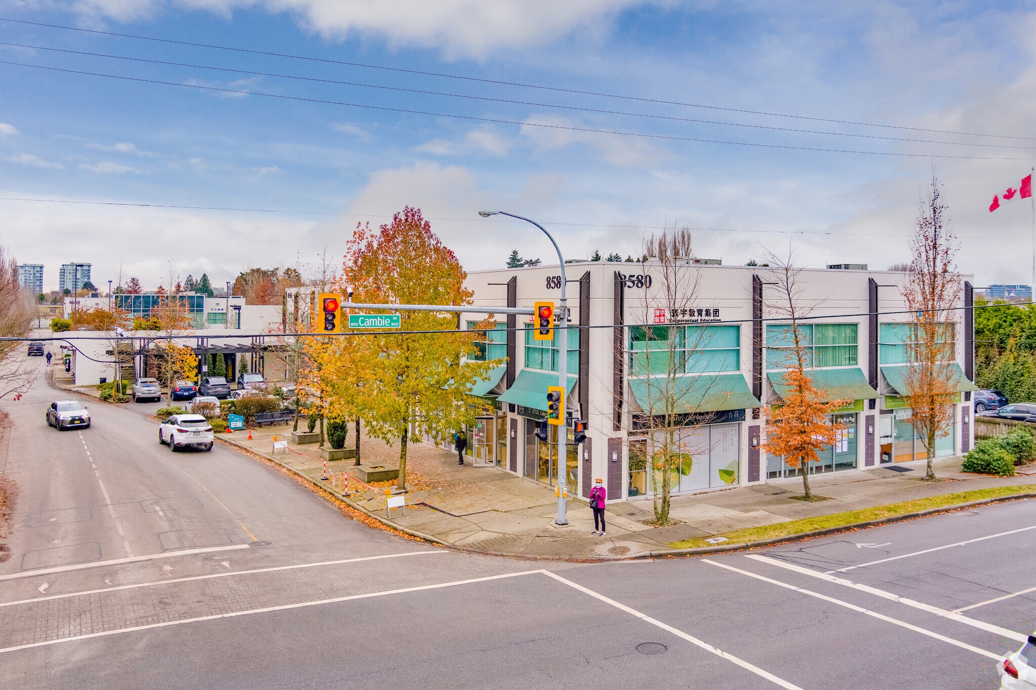 8580 Cambie Rd, Richmond, BC for lease Primary Photo- Image 1 of 5