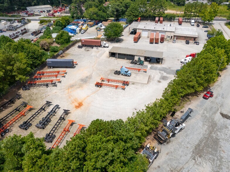 7200 Bishop Rd, Austell, GA à louer - Photo du bâtiment - Image 3 de 6