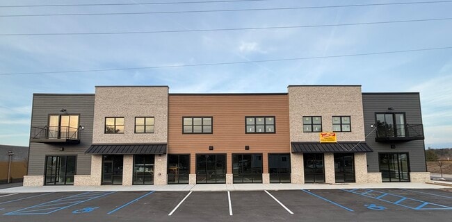 Plus de détails pour 1303 Post Dr NE, Belmont, MI - Commerce de détail à louer