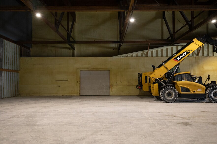 9144 Bonner Mill Rd, Bonner, MT à louer - Photo du bâtiment - Image 2 de 9