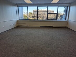 810 Memorial Dr, Cambridge, MA à louer Photo du bâtiment- Image 1 de 2