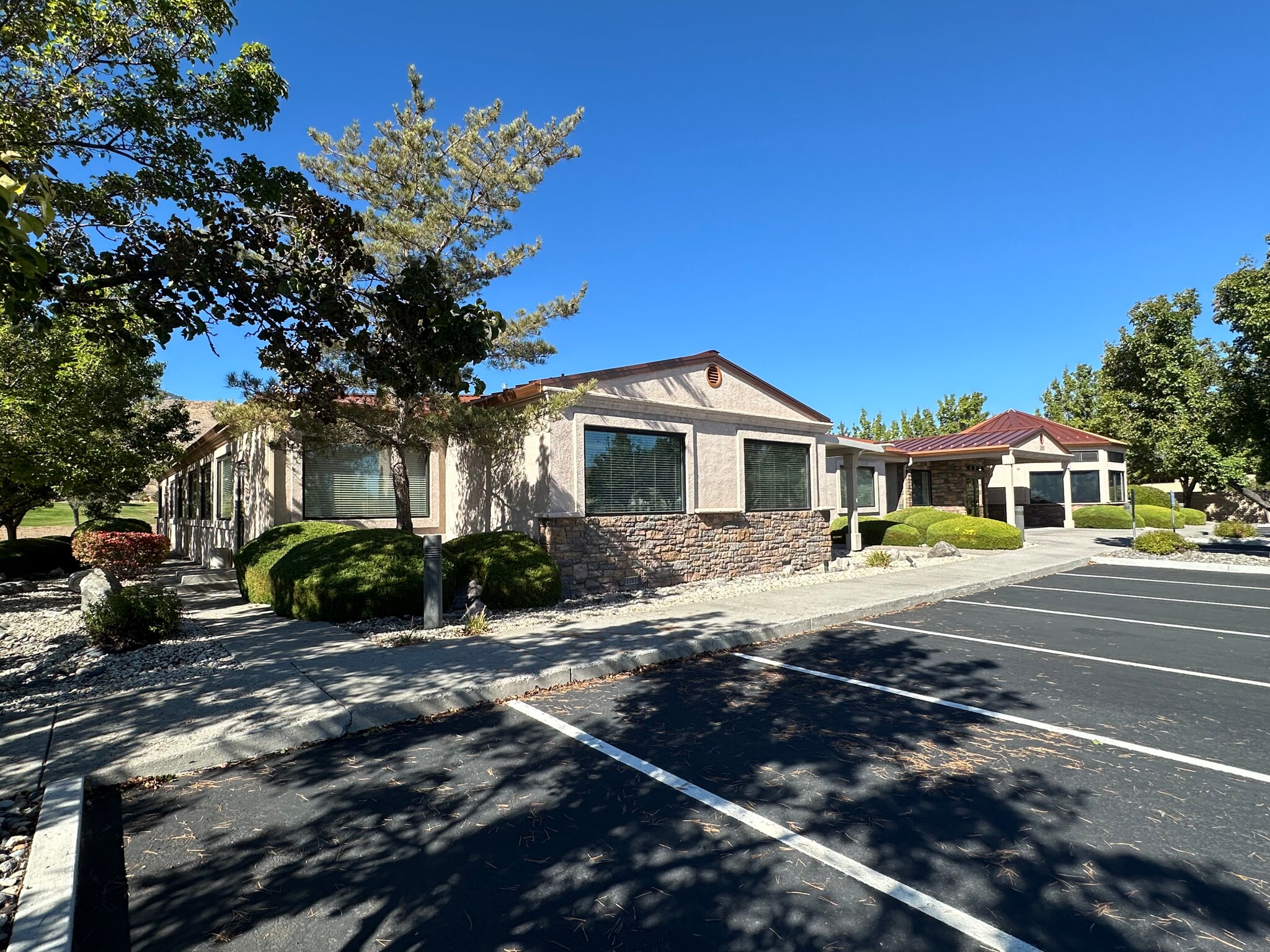 3860 GS Richards Blvd, Carson City, NV for lease Primary Photo- Image 1 of 10