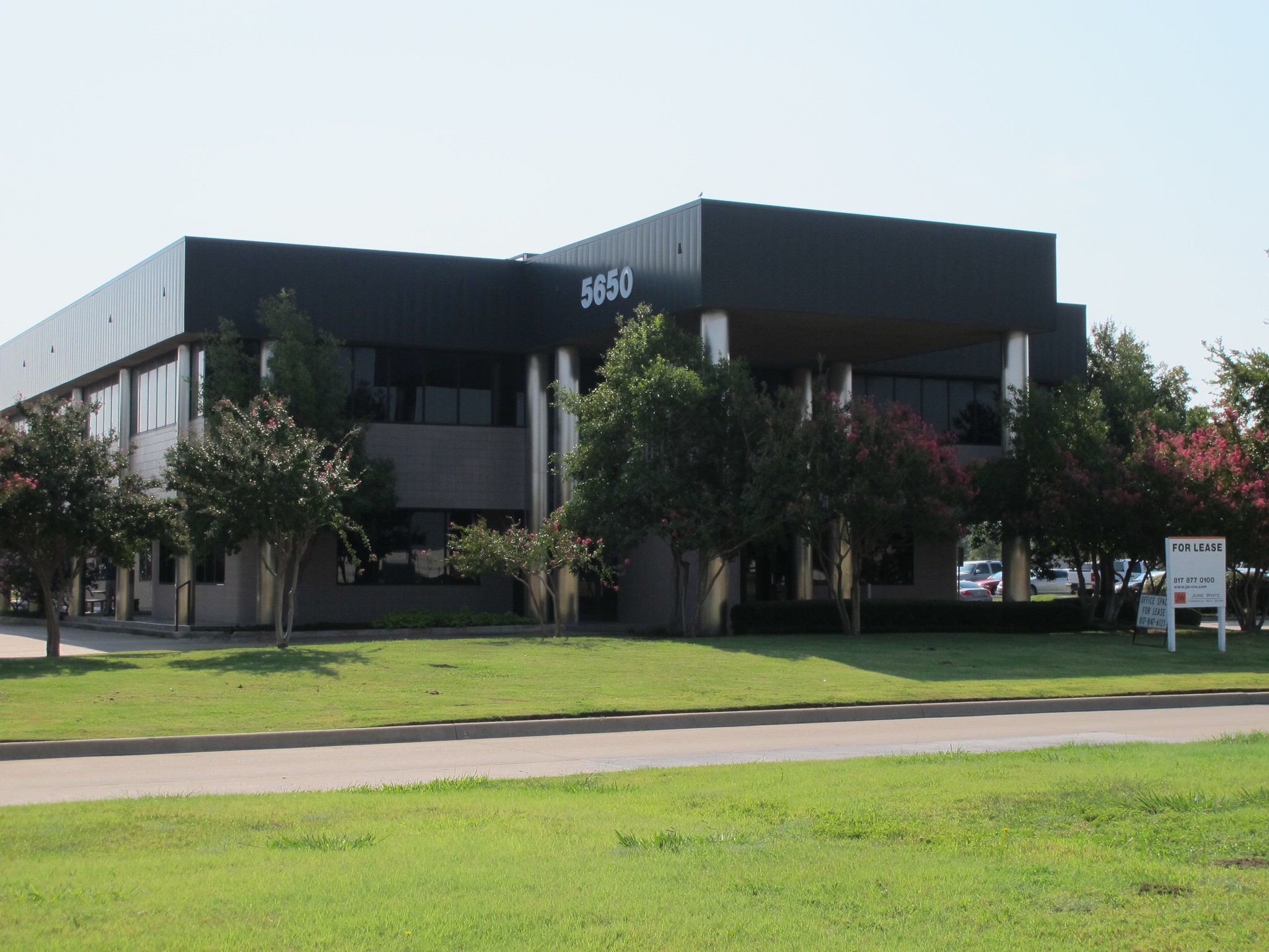 5650 N Riverside Dr, Fort Worth, TX for sale Building Photo- Image 1 of 1