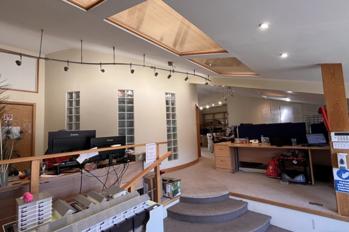 Bishops Court Ln, Exeter for lease Interior Photo- Image 1 of 2