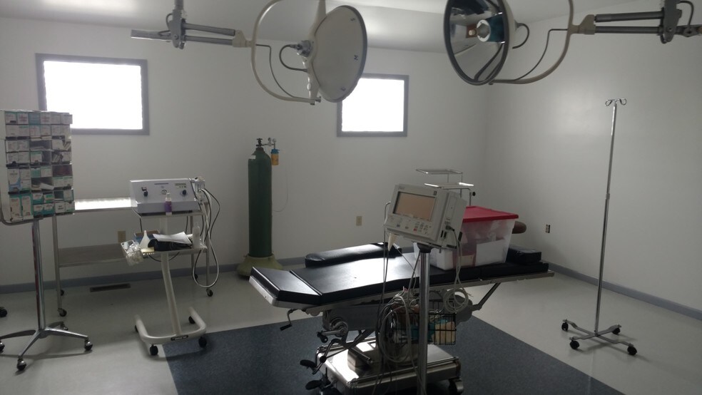 2450 Mill St, Aliquippa, PA à vendre - Photo intérieure - Image 3 de 12