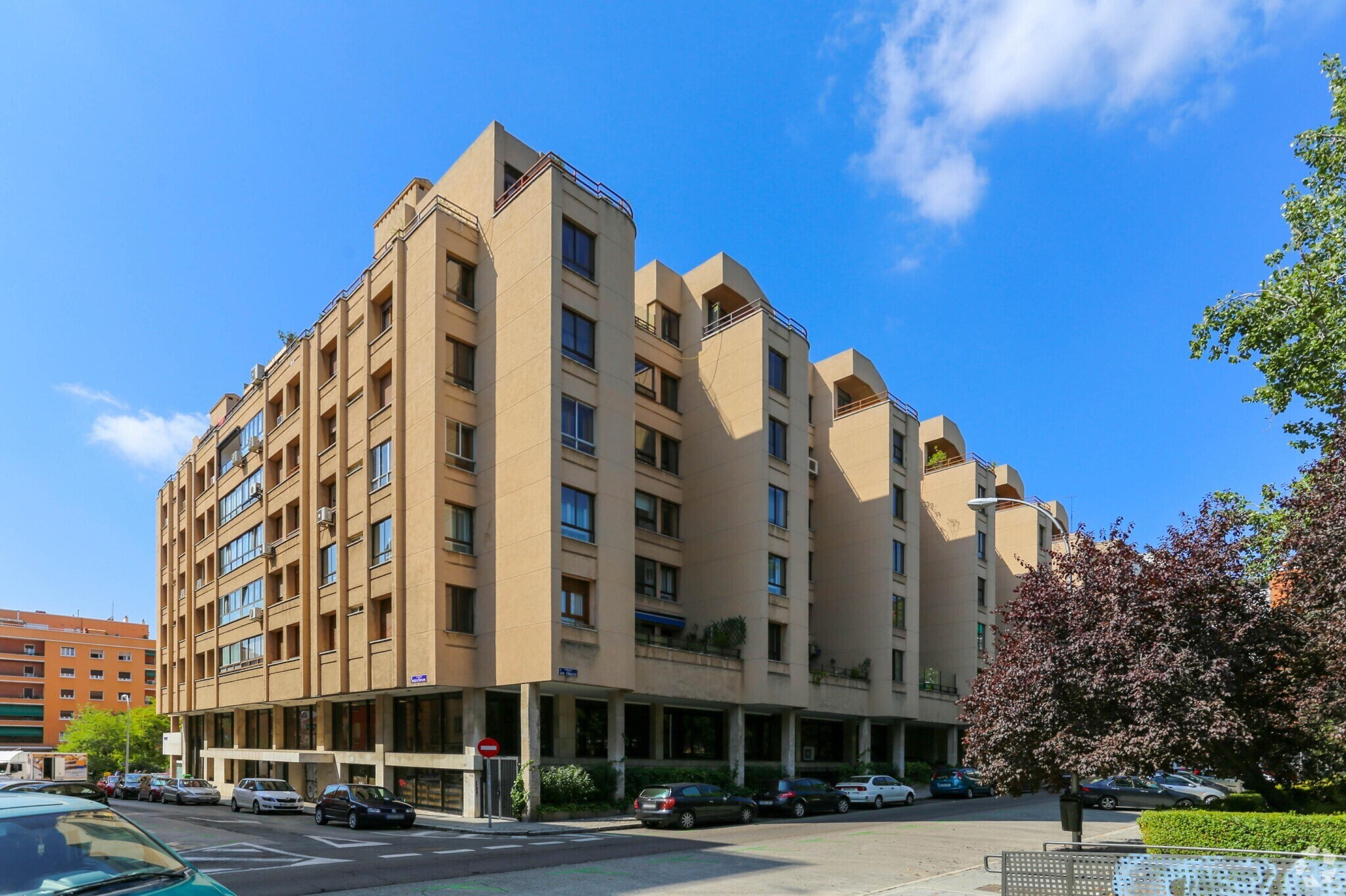 Immeuble residentiel dans Madrid, Madrid à vendre Photo principale- Image 1 de 4
