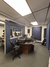 40 Monument Sq, Urbana, OH à louer Photo intérieure- Image 1 de 4