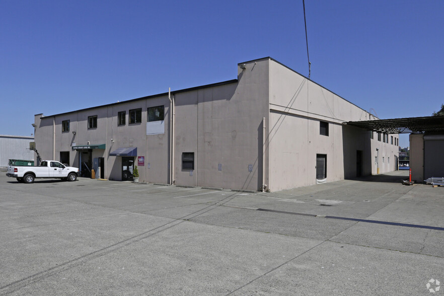 2440 W Commodore Way, Seattle, WA for lease - Building Photo - Image 3 of 5