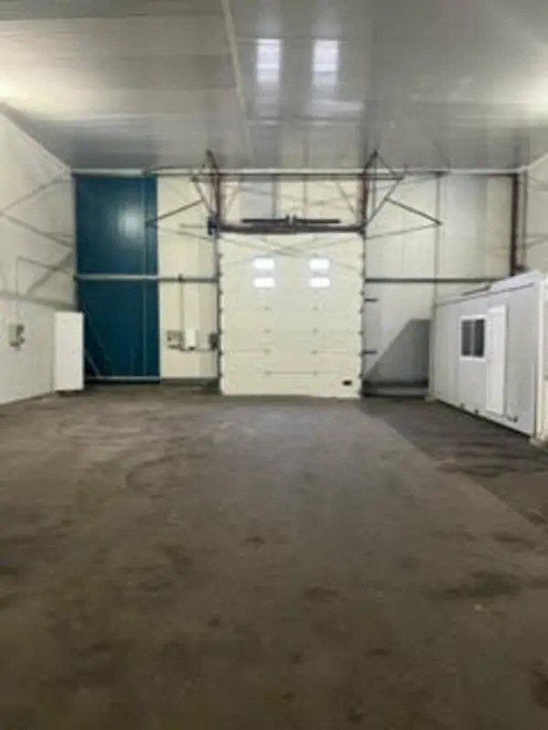 Industrial in Châteaurenard for lease Interior Photo- Image 1 of 5