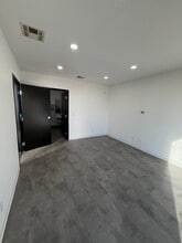 23962 Alessandro Blvd, Moreno Valley, CA à louer Photo intérieure- Image 2 de 5