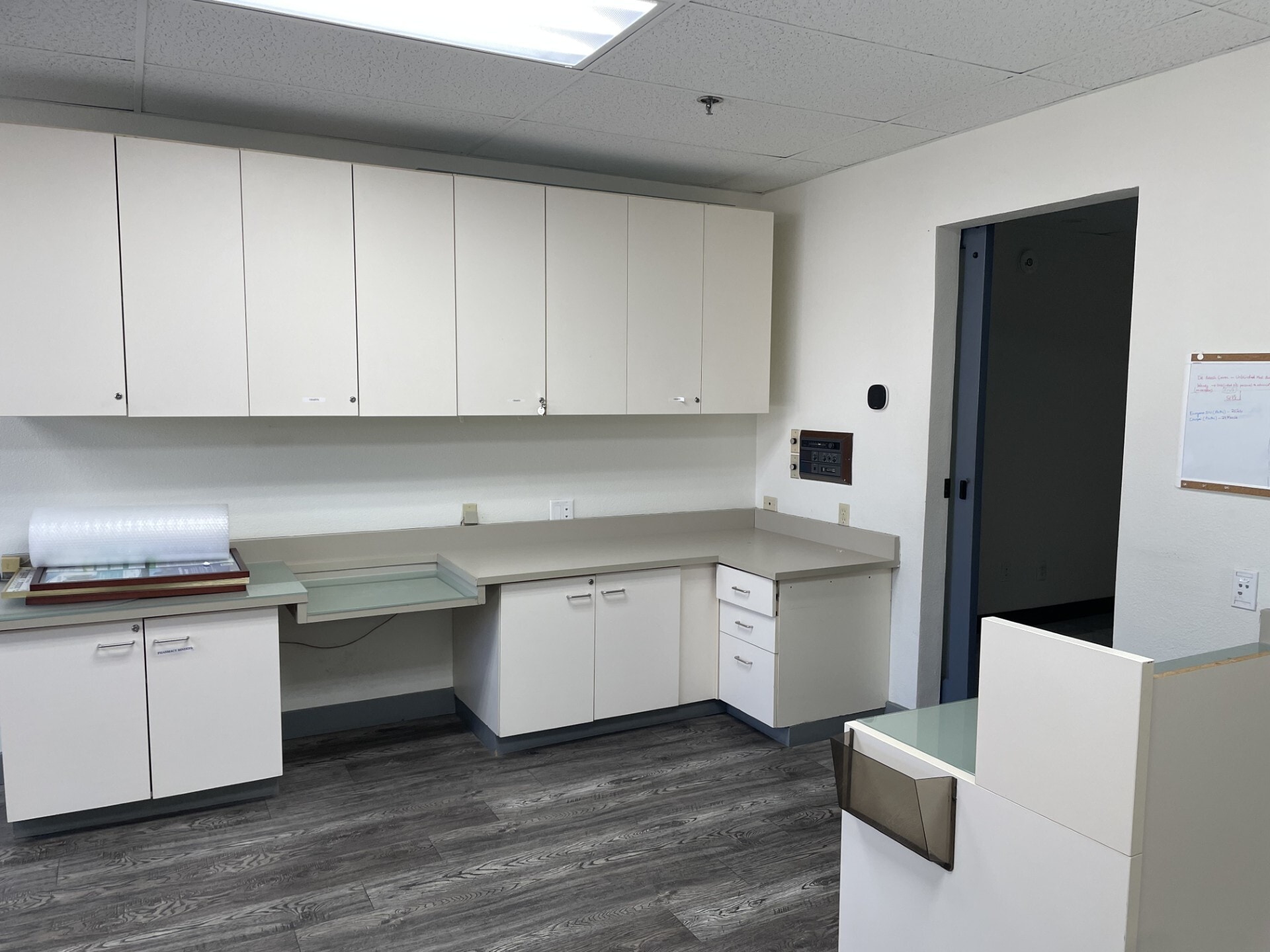 44215 15th St W, Lancaster, CA à louer Photo intérieure- Image 1 de 6