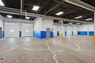 825 E 99th St, Chicago, IL for lease Interior Photo- Image 2 of 10