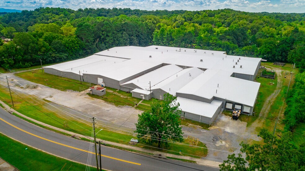 1318 Underwood St, Dalton, GA à louer - Photo du bâtiment - Image 2 de 27