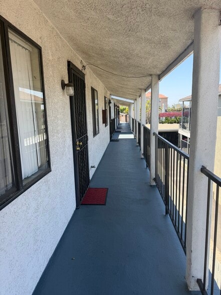 3940 W 112th St, Inglewood, CA for sale - Building Photo - Image 2 of 11