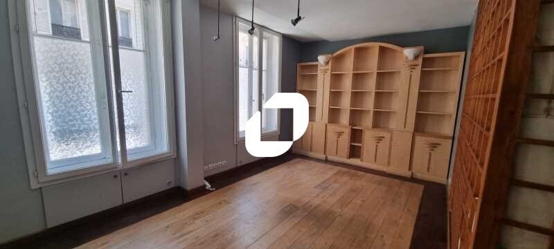 Retail in Paris for sale - Interior Photo - Image 3 of 22