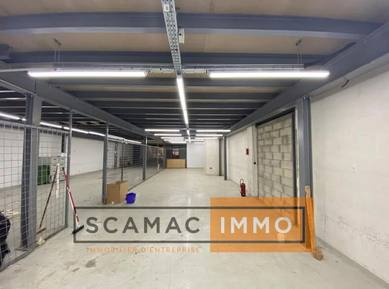 Industriel dans Pantin à louer - Photo intérieure - Image 2 de 8