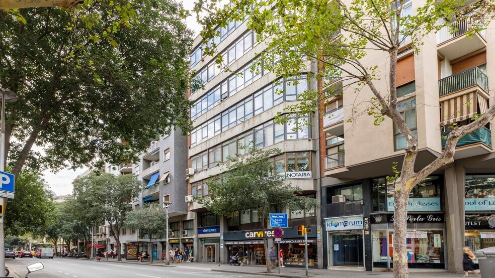 Carrer de Sepúlveda, 141, Barcelone, Barcelona à louer - Photo du bâtiment - Image 2 de 4