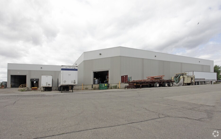 2000 Drew Rd, Mississauga, ON à vendre - Photo du bâtiment - Image 2 de 2