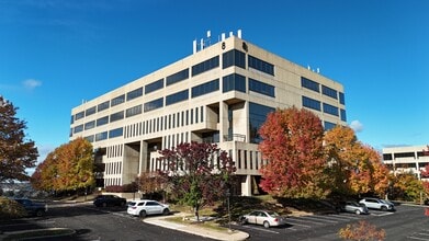 730 Holiday Dr, Pittsburgh, PA à louer Photo intérieure- Image 1 de 10