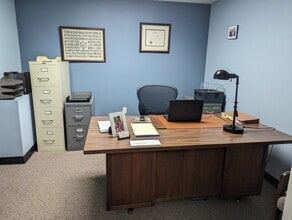76 Palomba Dr, Enfield, CT for lease Interior Photo- Image 2 of 14