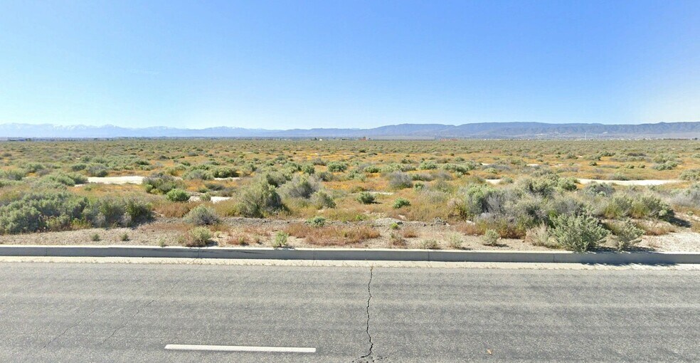 0 AVENUE G Ave, Lancaster, CA à vendre - Photo du bâtiment - Image 2 de 4