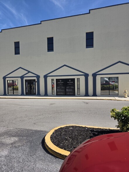 801 8th Ave W, Palmetto, FL à louer - Photo du bâtiment - Image 3 de 24