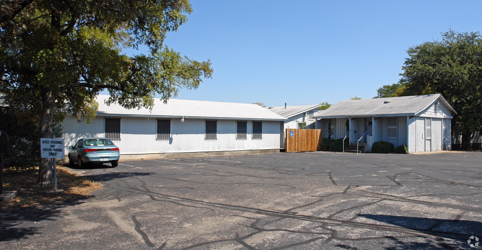 1500 Stassney Ln, Austin, TX for lease Primary Photo- Image 1 of 17