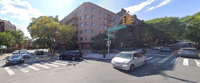 More details for 11882 Metropolitan Ave, Kew Gardens, NY - Office for Sale