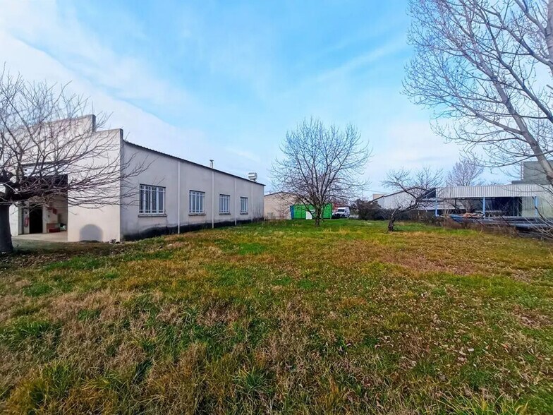 Local d'activités dans Albi à vendre - Photo du bâtiment - Image 3 de 7