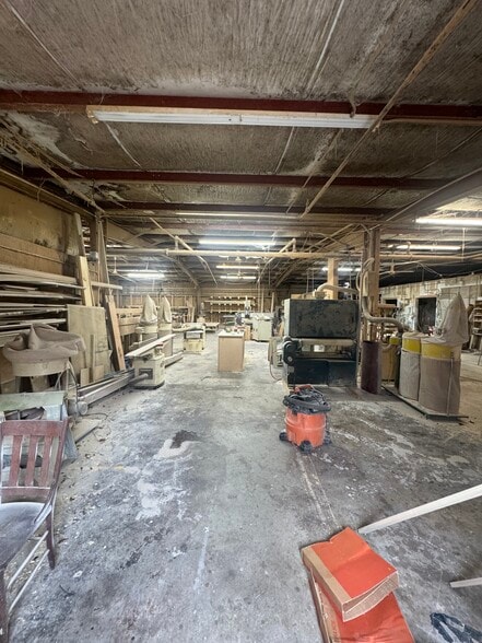 1951 Duval St, Mobile, AL for sale - Building Photo - Image 3 of 7