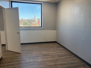 317 Shelby St, Kingsport, TN à louer Photo intérieure- Image 2 de 4