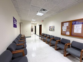 5001 Indian School Rd NE, Albuquerque, NM for lease Interior Photo- Image 2 of 5