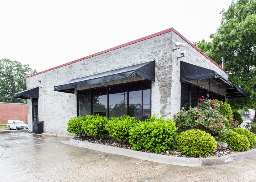 5021 Virginia Beach Blvd, Virginia Beach, VA à louer - Photo du bâtiment - Image 3 de 4