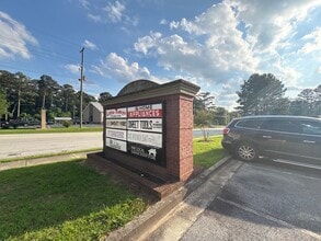 2096 Buford Dam Rd, Buford, GA for lease Interior Photo- Image 2 of 5